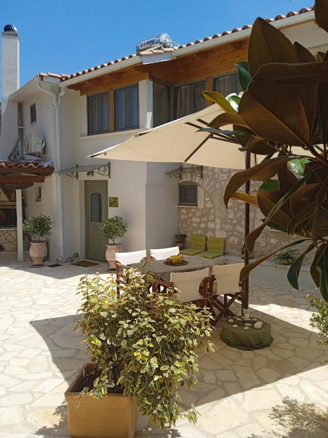 Вилла La Casa Di Bella A Tradional Stone House With Barbecue Karia  Экстерьер фото