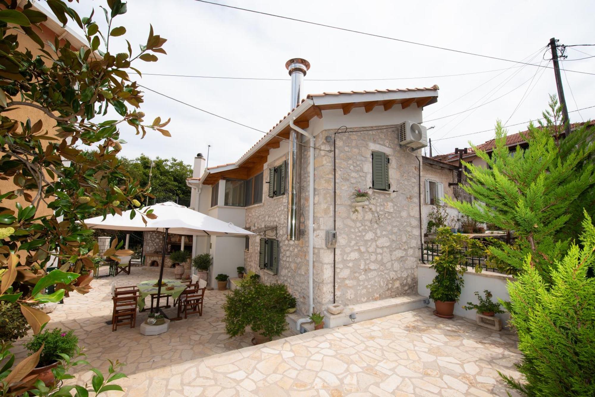 Вилла La Casa Di Bella A Tradional Stone House With Barbecue Karia  Экстерьер фото