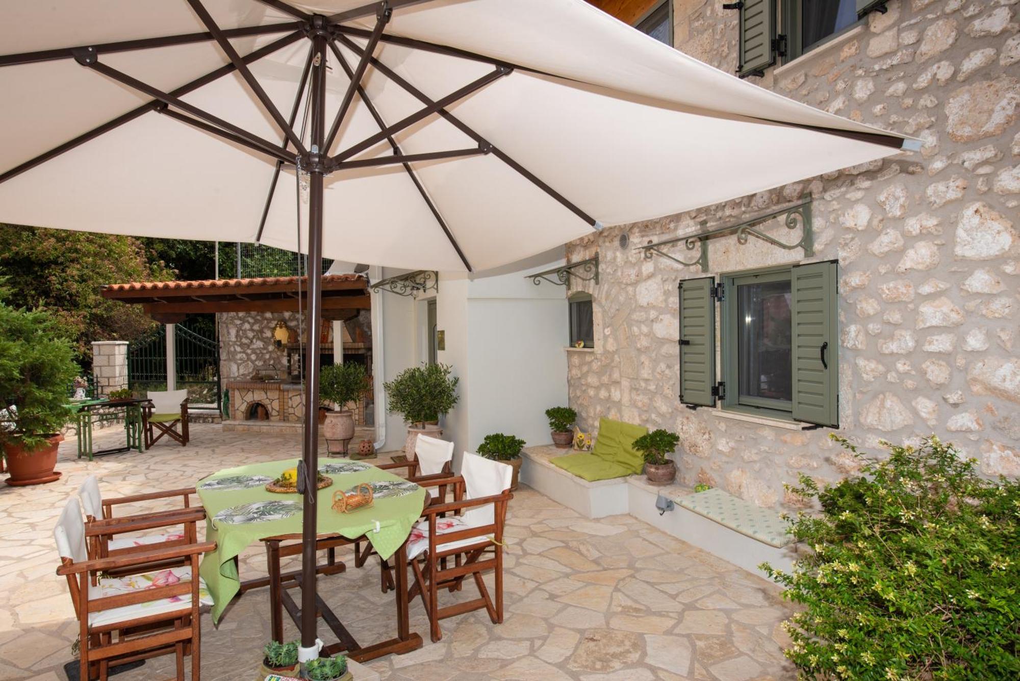 Вилла La Casa Di Bella A Tradional Stone House With Barbecue Karia  Экстерьер фото